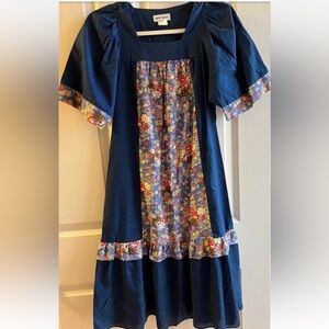Vintage Liberty House Short mu'umuu Dress Sz Petite Made In Hawaii Aloha Wear